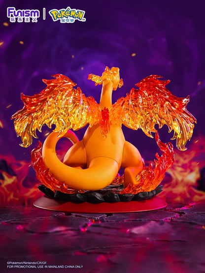 Gigantamax Charizard Pokémon Figure